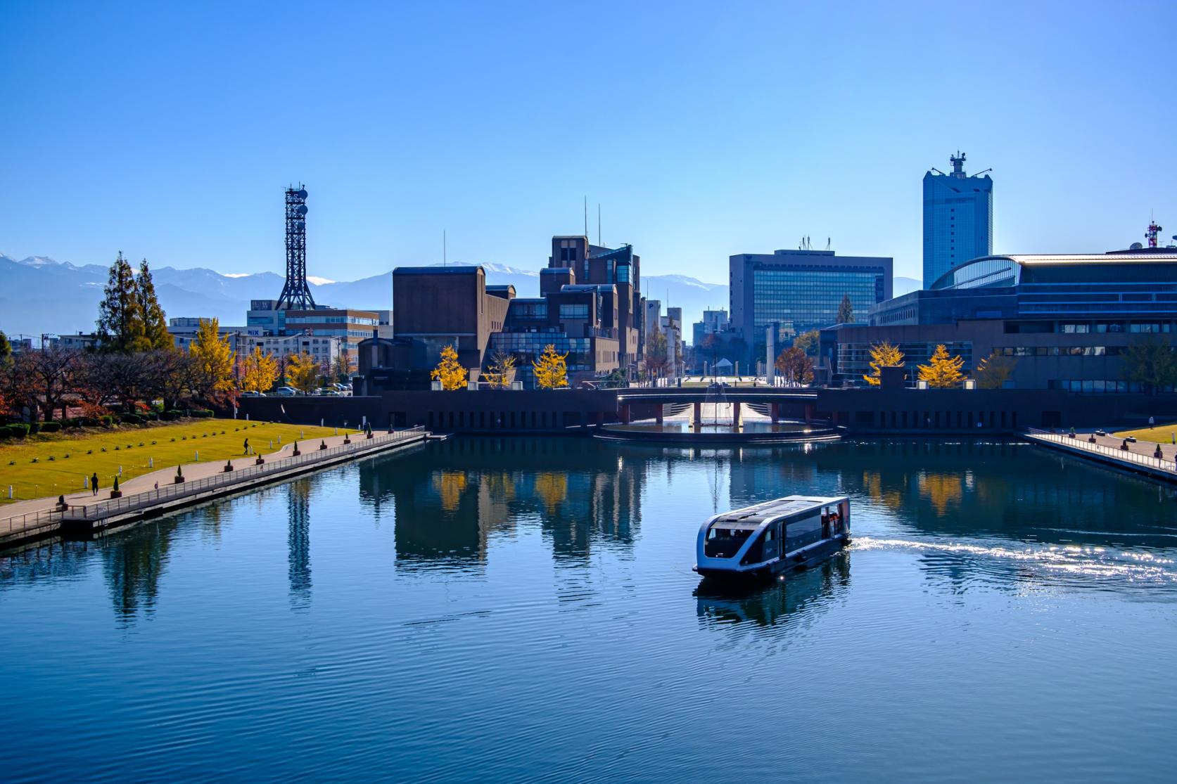 富岩運河環水公園